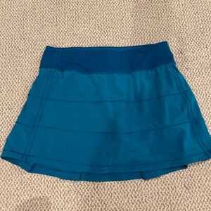 Teal Lululemon size 4 pace rival skort
